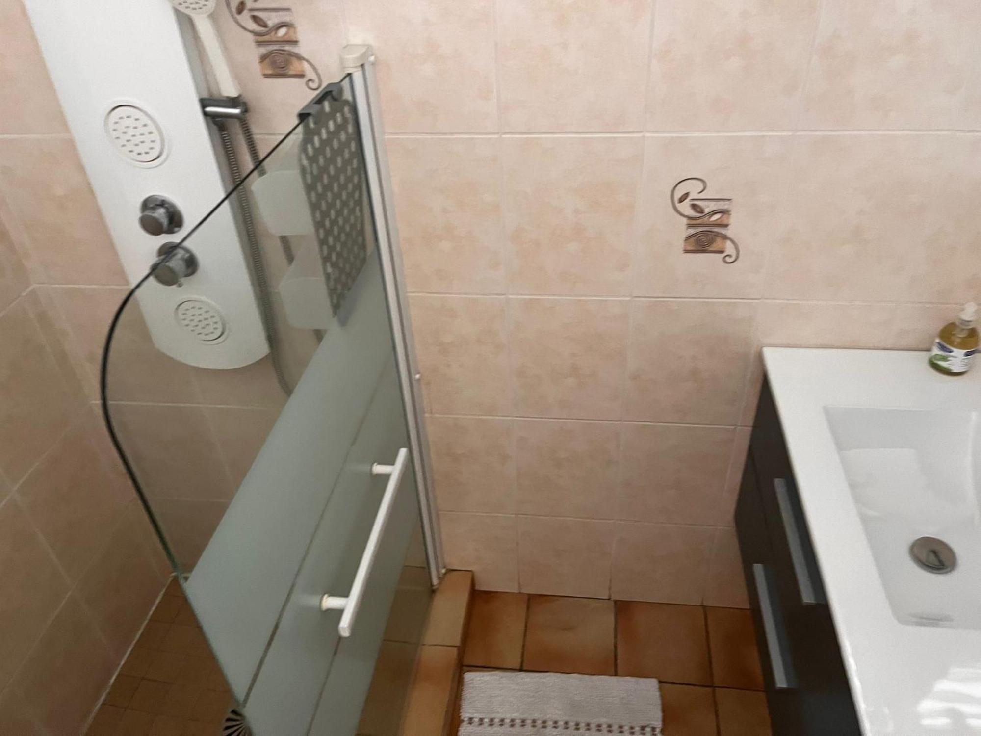 Studio Cosy Avec Piscine Dans Une Villa Saint-Denis Ngoại thất bức ảnh